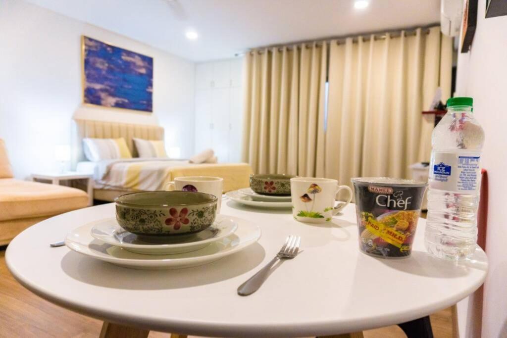 Apple Home 2 At Menara Simfoni, King Size Bed, Cheras, Nexflix, Wifi, Parking Seri Kembangan Exterior photo