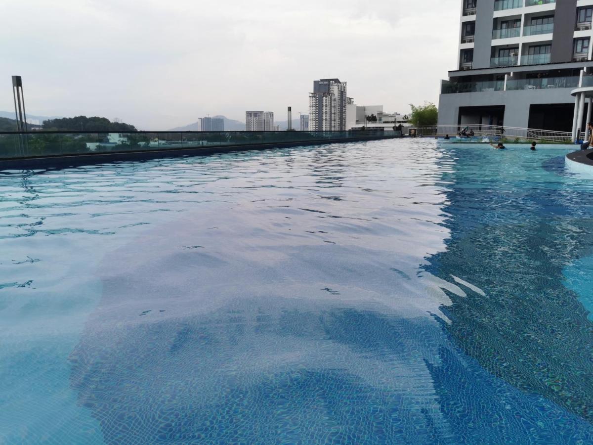 Apple Home 2 At Menara Simfoni, King Size Bed, Cheras, Nexflix, Wifi, Parking Seri Kembangan Exterior photo